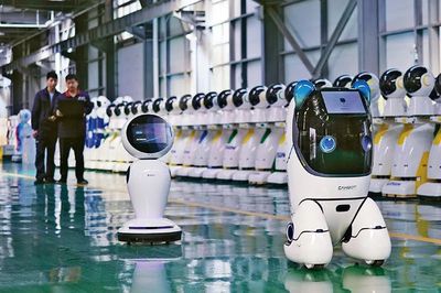 工信部強化5G、數(shù)據(jù)中心、算力與智能機器人技術(shù)協(xié)同，構(gòu)建新質(zhì)生產(chǎn)力基石