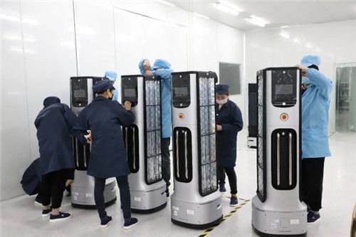 深蘭科技首批LG智能機器人成功交付，智能機器人技術(shù)再創(chuàng)里程碑